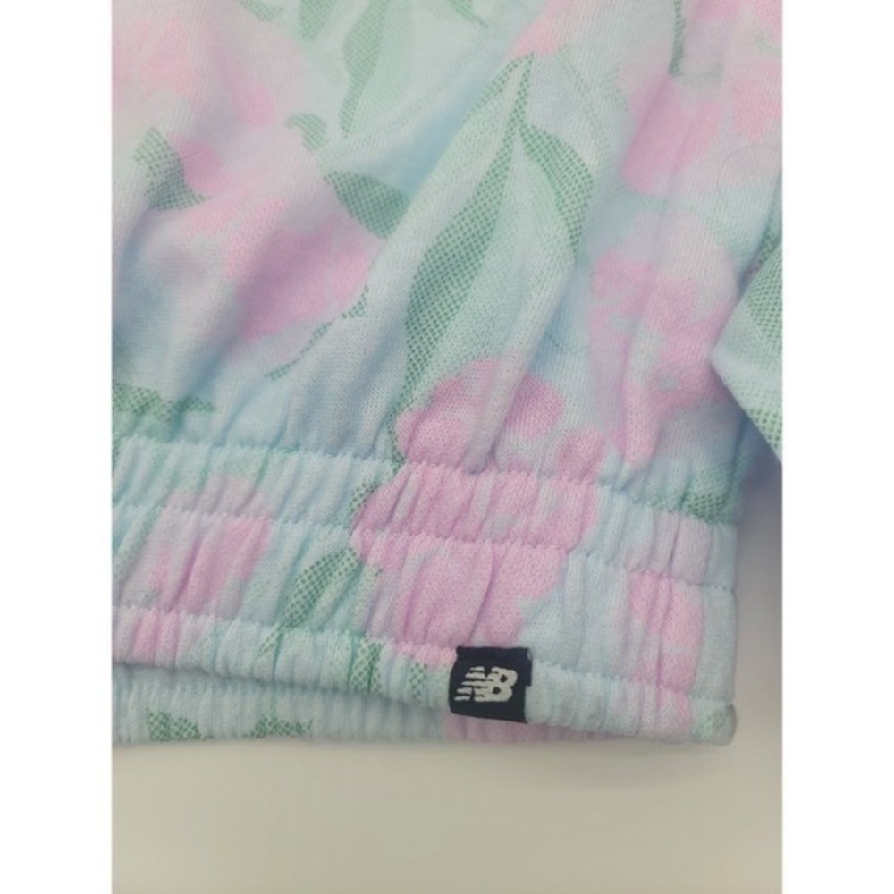 NWT New Balance Girls 3/4 Zip Pullover Size S 7/8 Floral Cropped Hoodie Pocket - Picture 6 of 8